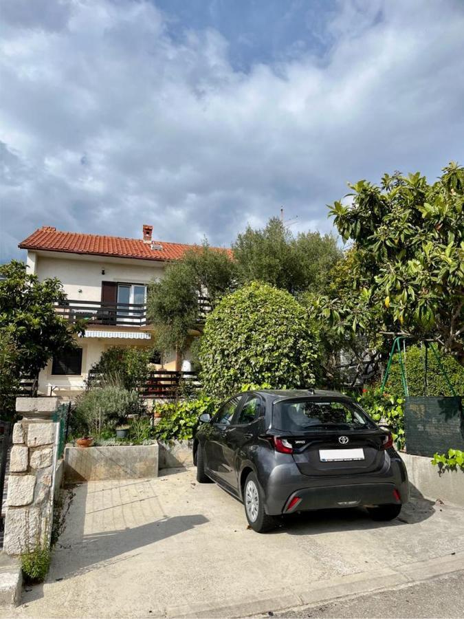 Apartmani Zora Cres Eksteriør billede