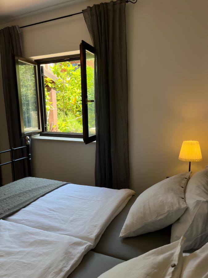 Apartmani Zora Cres Eksteriør billede