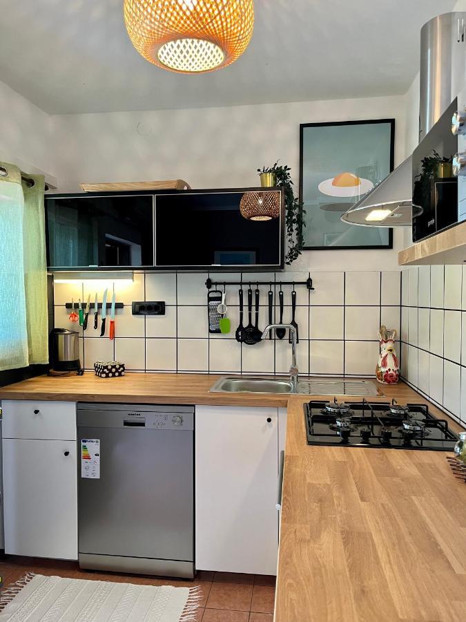 Apartmani Zora Cres Eksteriør billede