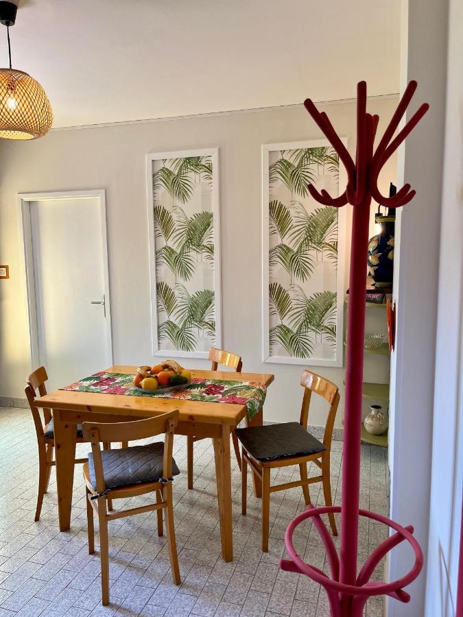 Apartmani Zora Cres Eksteriør billede