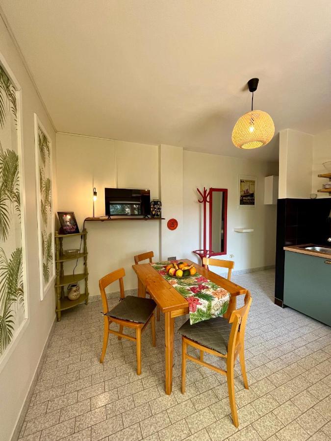 Apartmani Zora Cres Eksteriør billede